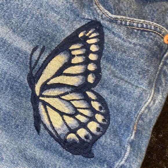 Lucky Brand Jeans Womens Size 18/34R Blue Drew Mom Taper Embroidered Butterfly - Picture 5 of 13